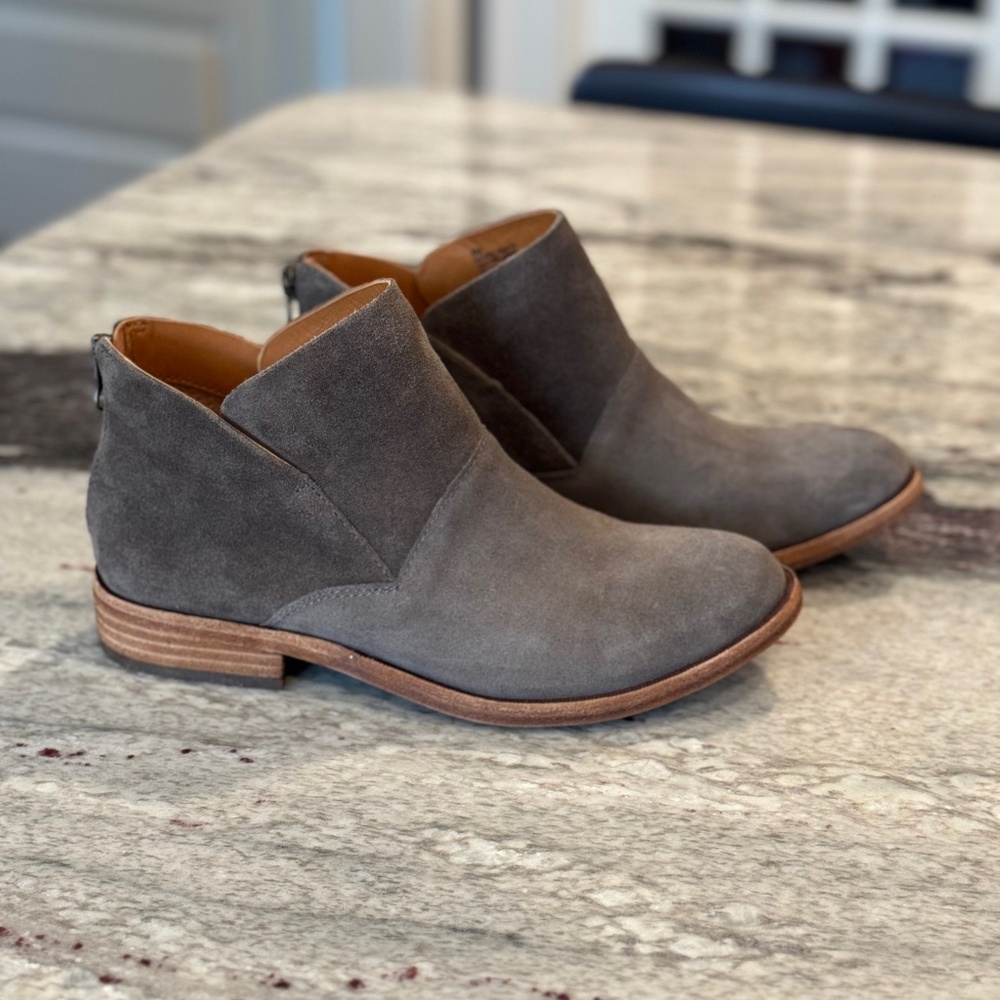 Kork-Ease Ryder Bootie Gray Suede Size 6M